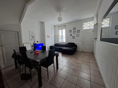 Maison - 102 m² - 4 pièces