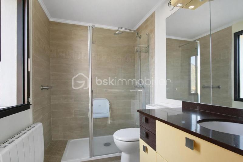 Appartement - 87 m² - 4 pièces