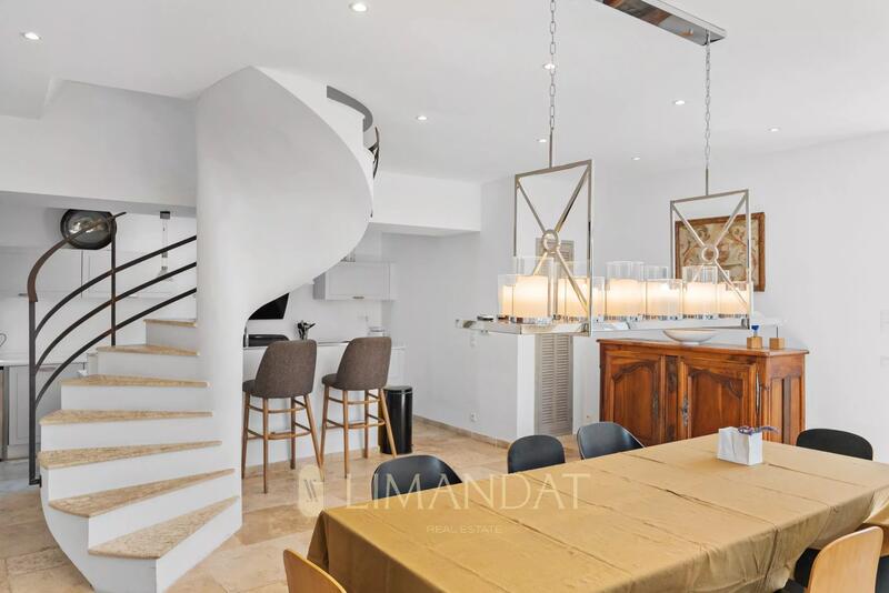 Bastide - 199 m² - 6 pièces