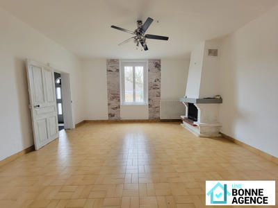 Maison traditionnelle - 133 m² - 7 pièces