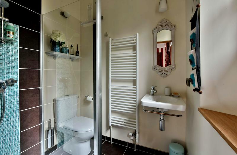 Demeure - 300 m² - 9 pièces