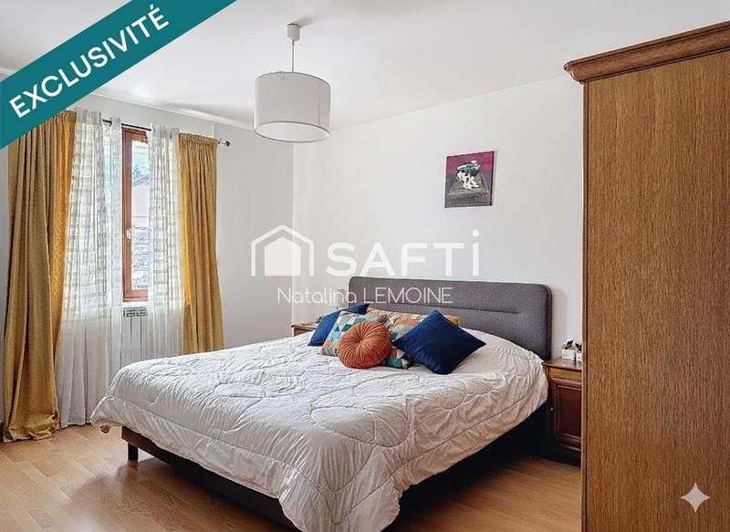 Villa - 240 m² - 7 pièces