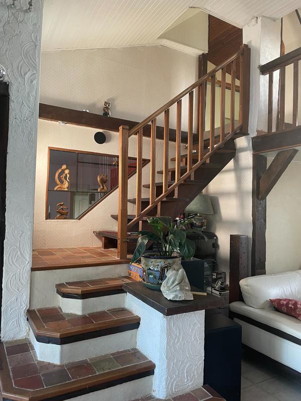 Maison - 138 m² - 8 pièces