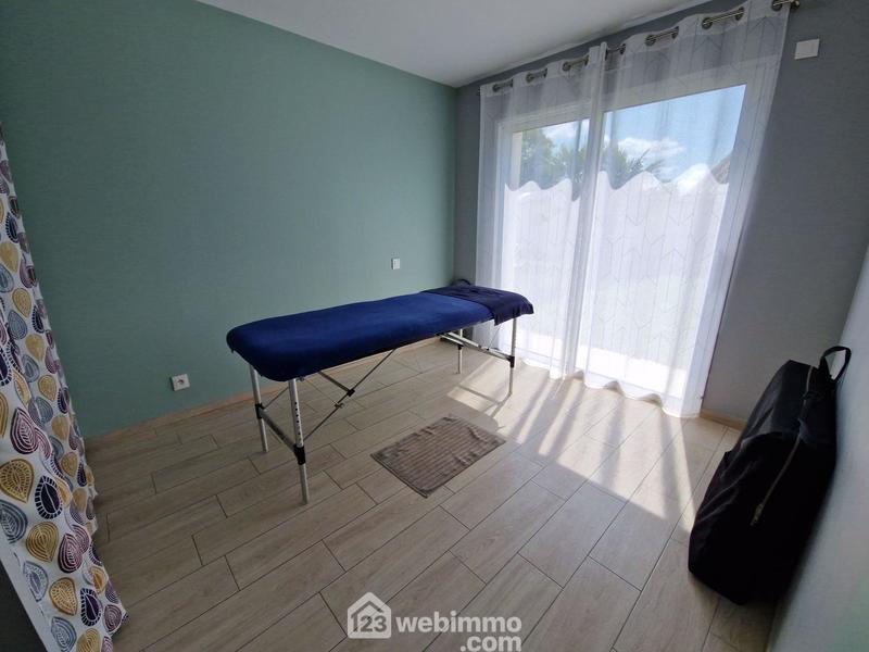 Maison - 140 m² - 5 pièces