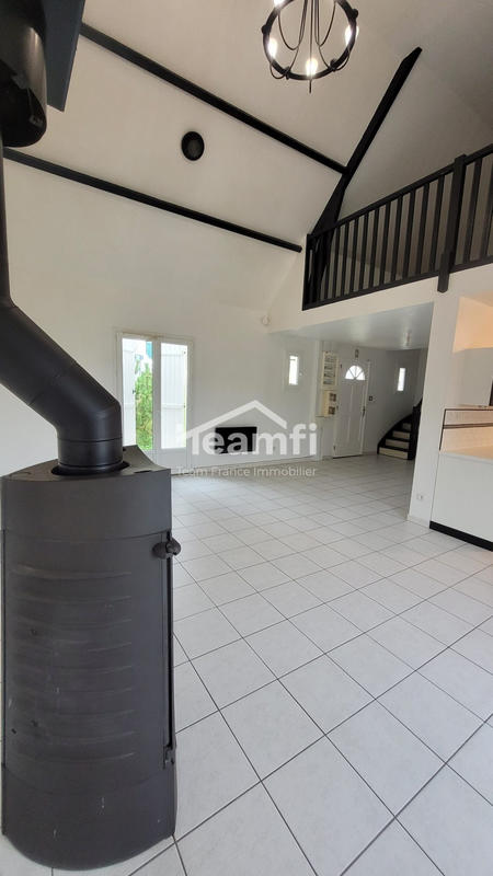 Maison - 122 m² - 4 pièces