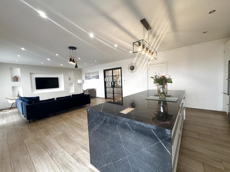 Maison d'architecte - 154 m² - 6 pièces