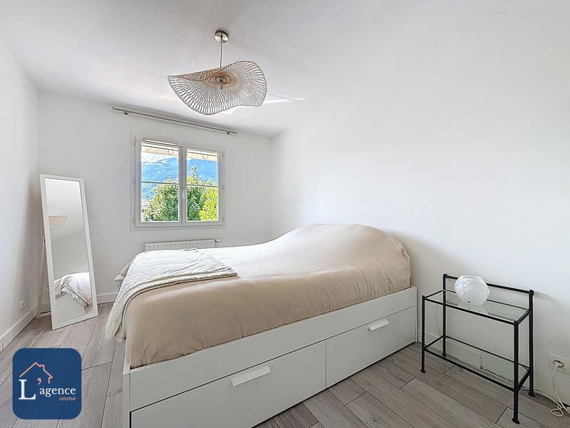 Maison - 102 m² - 5 pièces