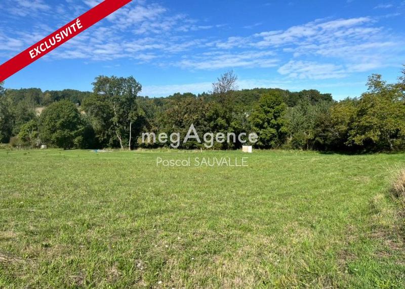 Terrain constructible - 1 820 m²