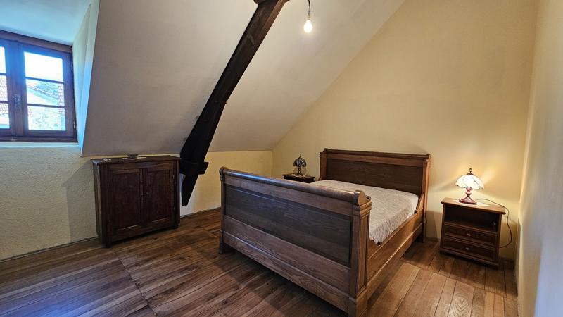 Maison - 205 m² - 5 pièces