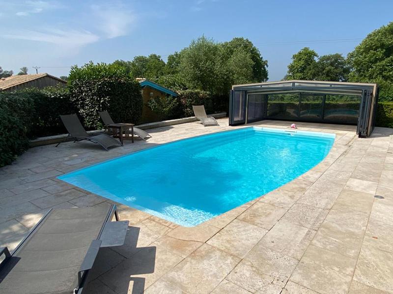 Maison - 420 m² - 10 pièces