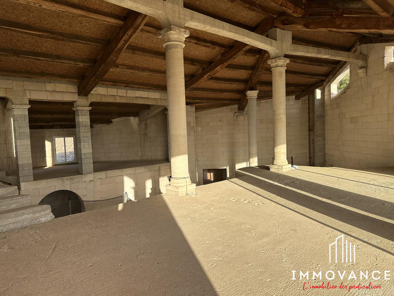 Villa - 558 m² - 9 pièces