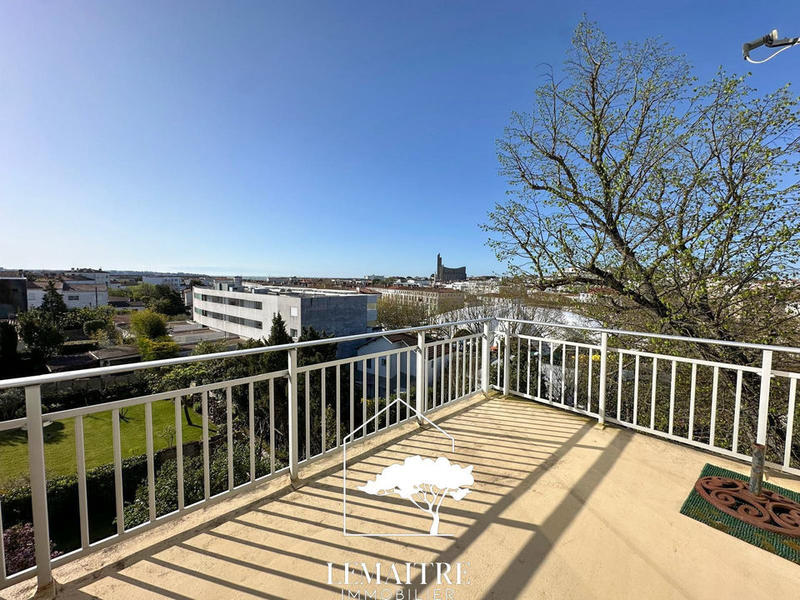 Appartement - 75 m² - 3 pièces