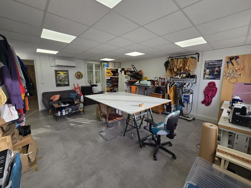 Local d'activités - 42 m²