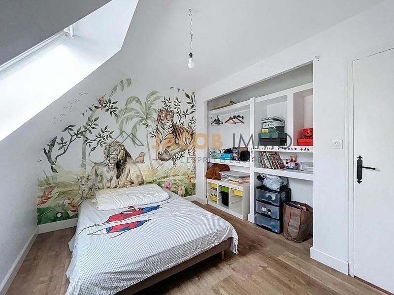 Maison - 110 m² - 7 pièces