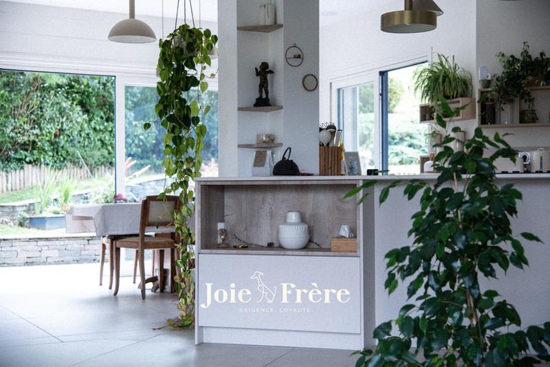 Maison ancienne - 221 m² - 8 pièces