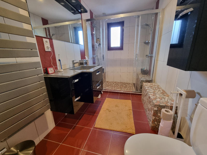 Maison - 174 m² - 6 pièces