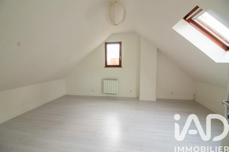 Maison - 96 m² - 5 pièces