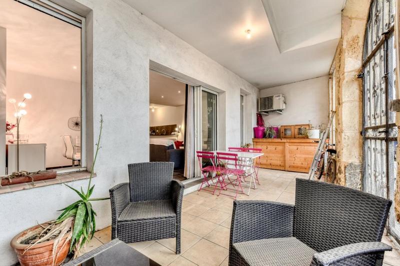 Appartement - 90 m² - 4 pièces