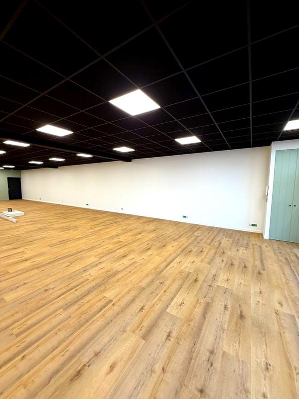 Local commercial - 190 m²