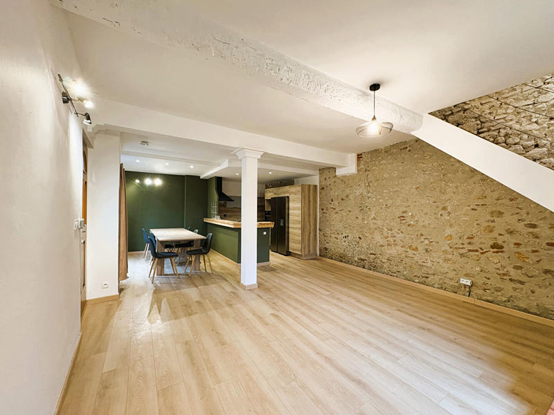 Maison - 90 m² - 4 pièces