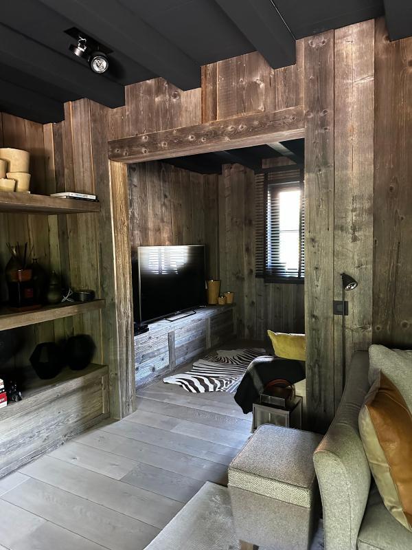 Chaumière - 296 m² - 8 pièces