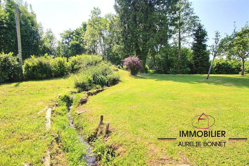 Maison - 325 m² - 15 pièces