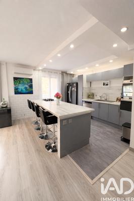 Appartement - 97 m² - 4 pièces