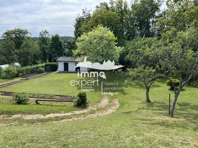 Terrain constructible - 1 672 m²