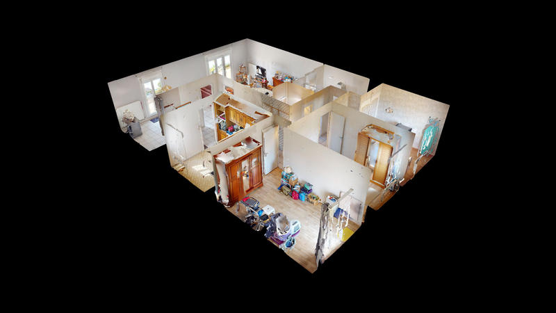 Maison - 97 m² - 5 pièces