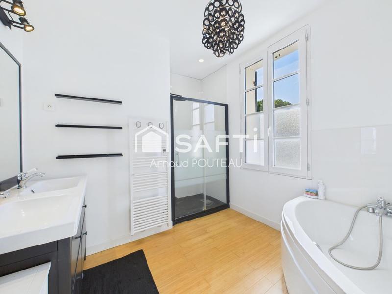 Maison - 148 m² - 6 pièces