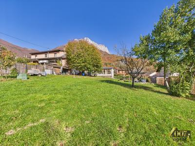 Maison - 112 m² - 4 pièces