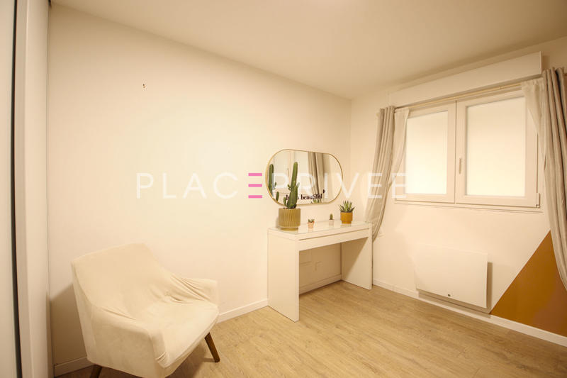 Appartement - 89 m² - 5 pièces