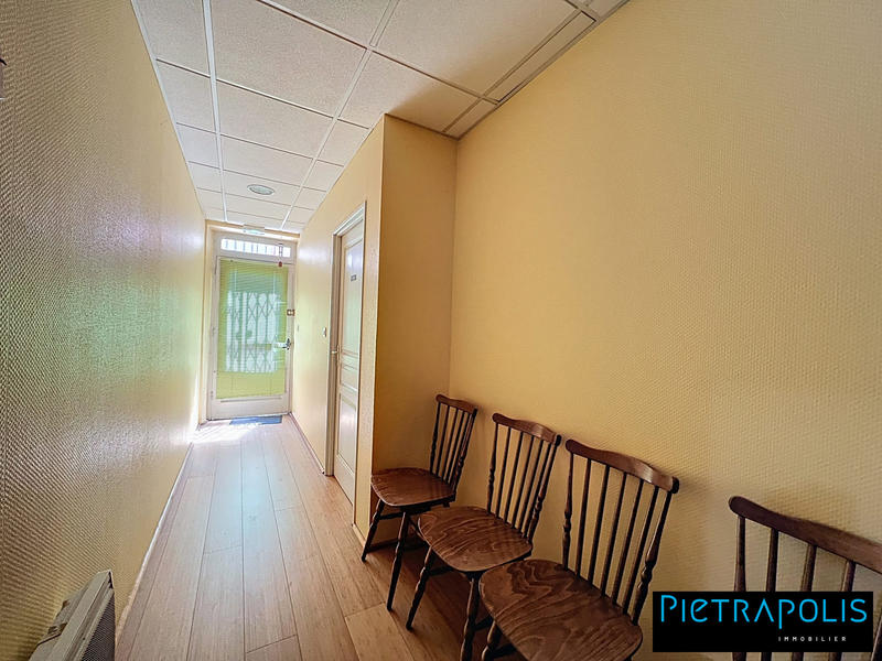 Maison - 234 m² - 6 pièces