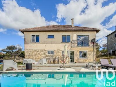 Maison - 160 m² - 4 pièces