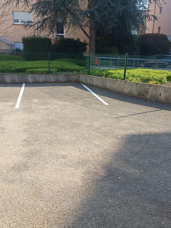 Parking / Garage - 10 m²