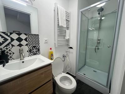 Immeuble - 90 m² - 5 pièces