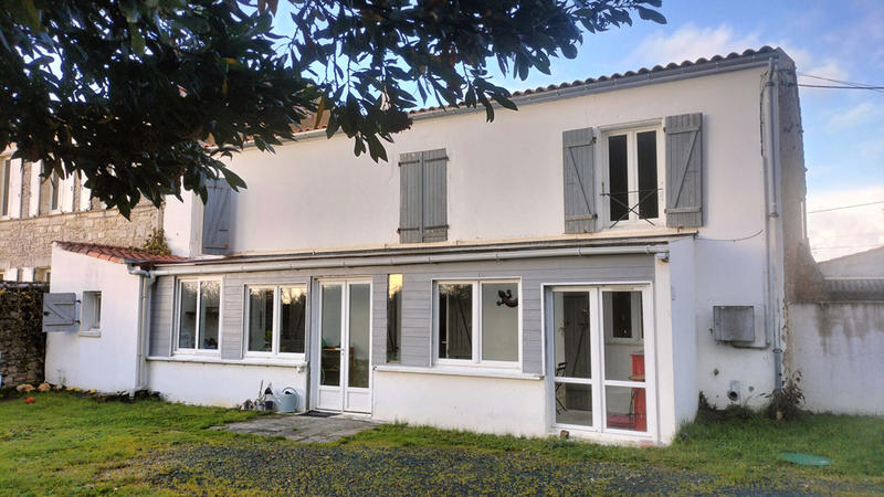 Maison - 158 m² - 5 pièces