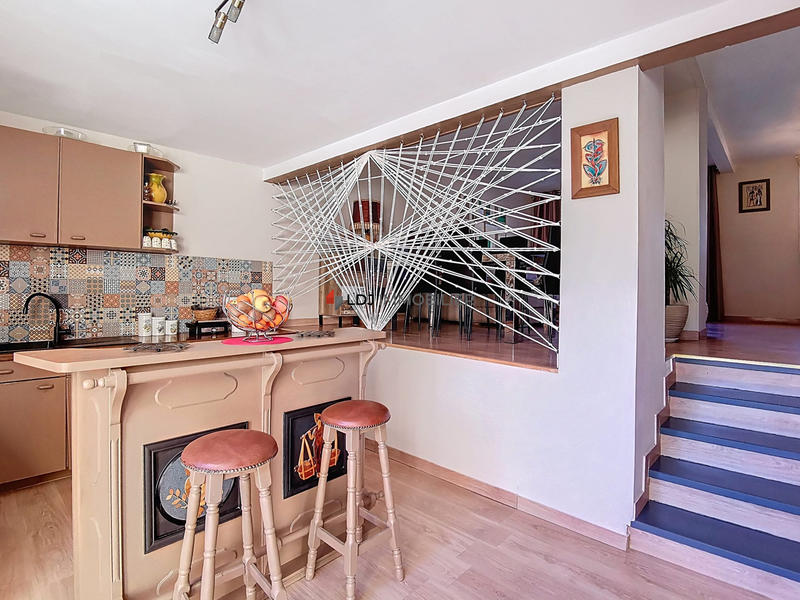 Maison - 94 m² - 3 pièces