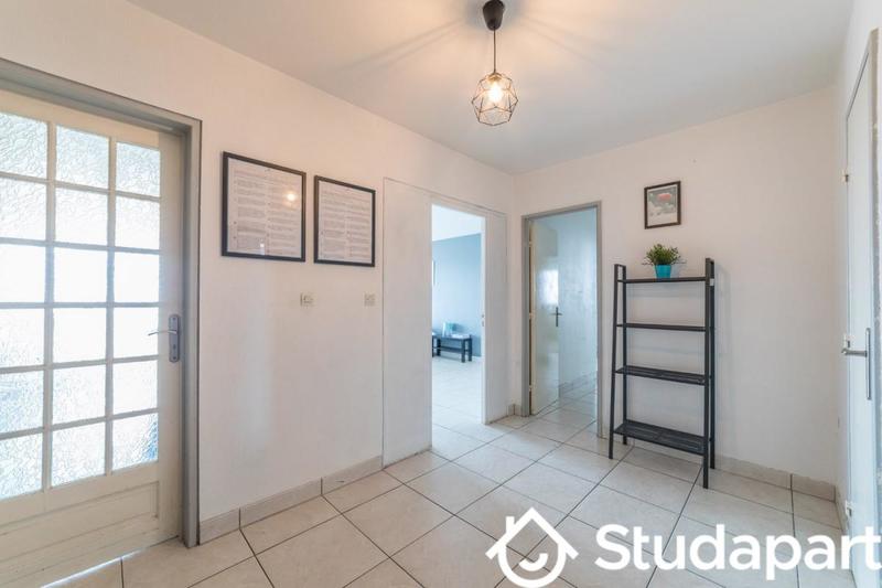 Chambre - 15 m² - 1 pièce