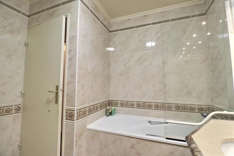 Appartement - 115 m² - 5 pièces