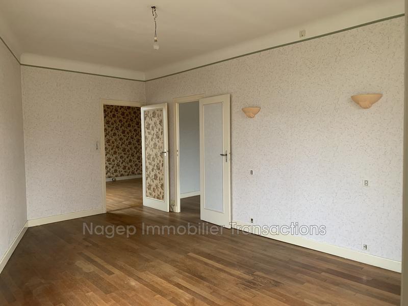 Maison - 226 m² - 3 pièces