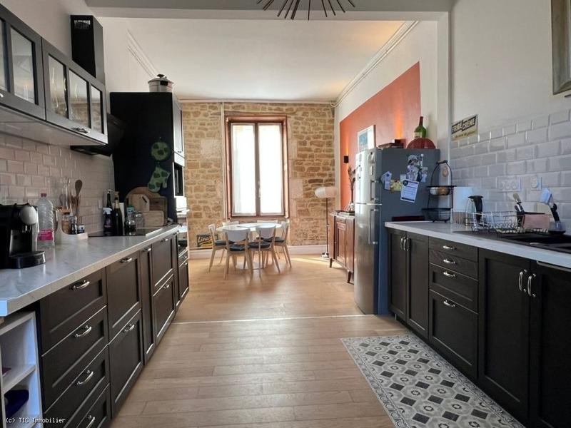 Maison de ville - 455 m²