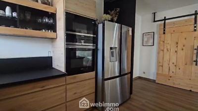 Maison - 250 m² - 11 pièces