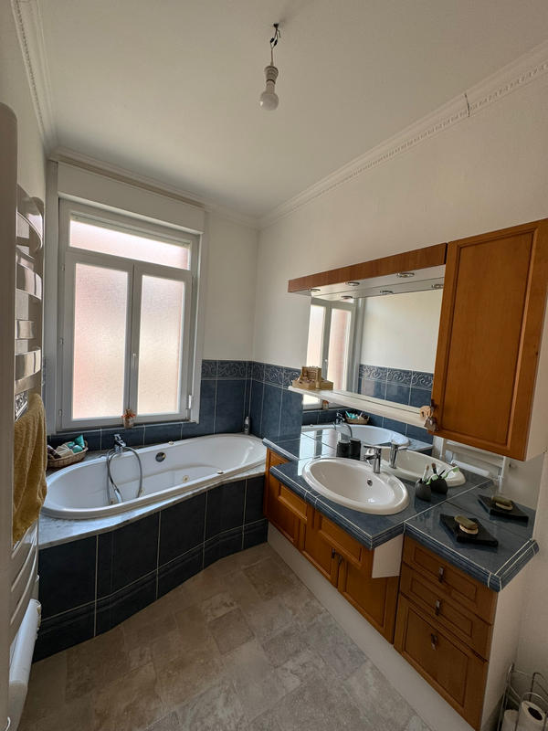 Maison - 166 m² - 5 pièces