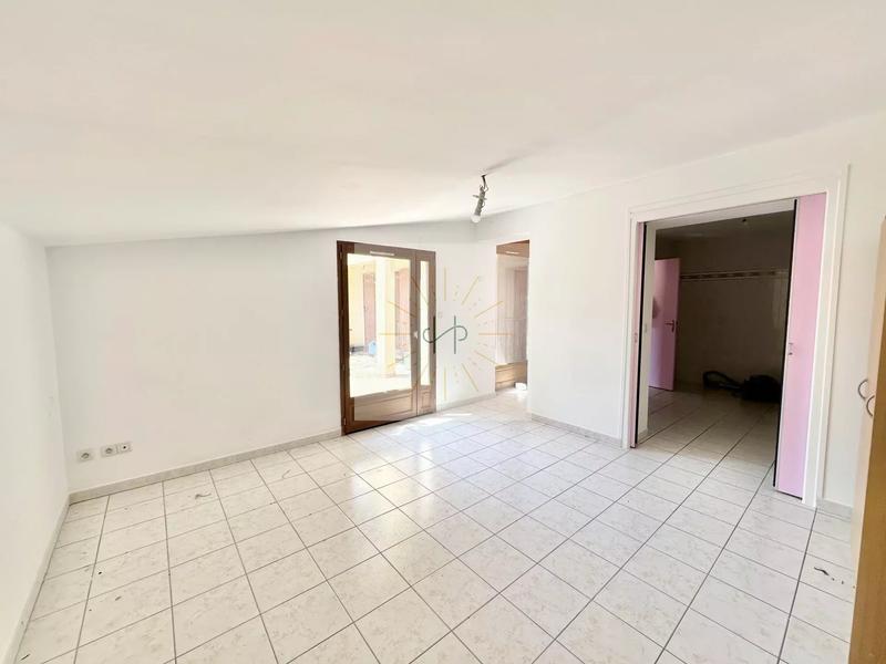 Maison - 130 m² - 7 pièces