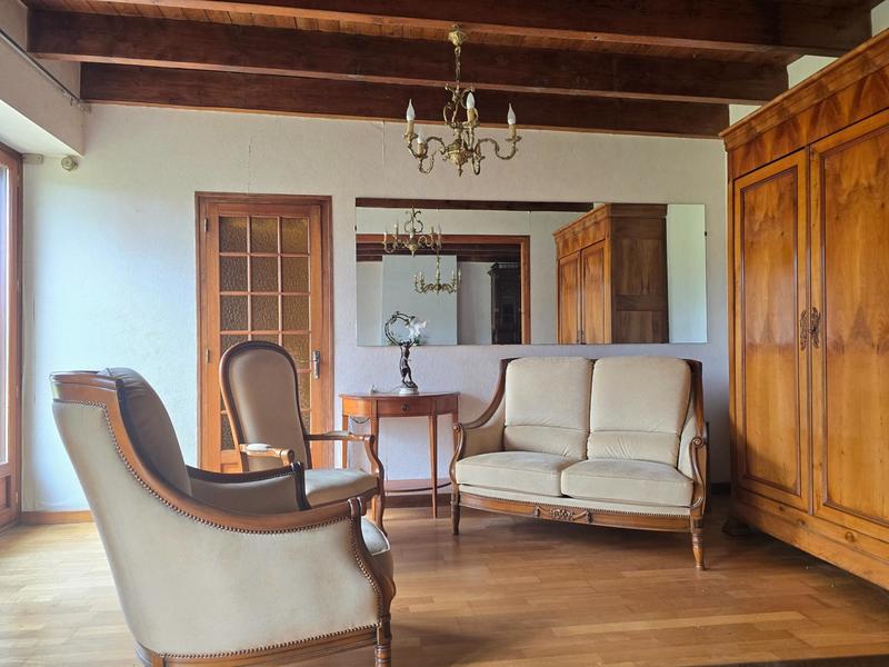 Maison - 93 m² - 5 pièces