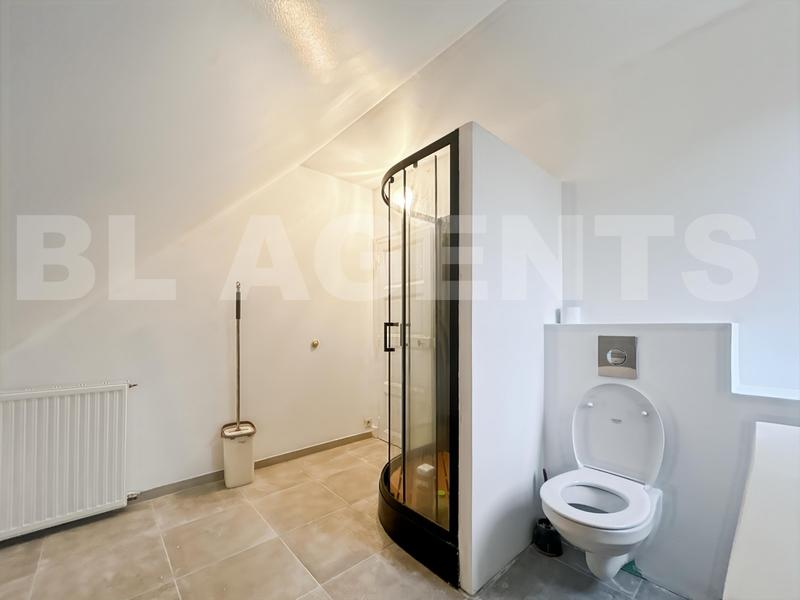 Maison de ville - 263 m² - 9 pièces