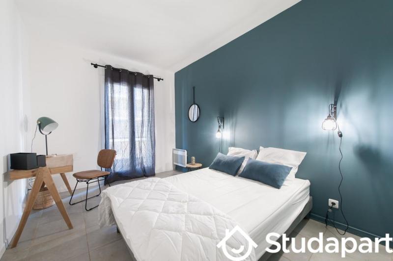 Chambre - 14 m² - 1 pièce