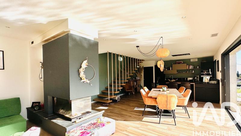 Maison de maîtres - 250 m² - 5 pièces