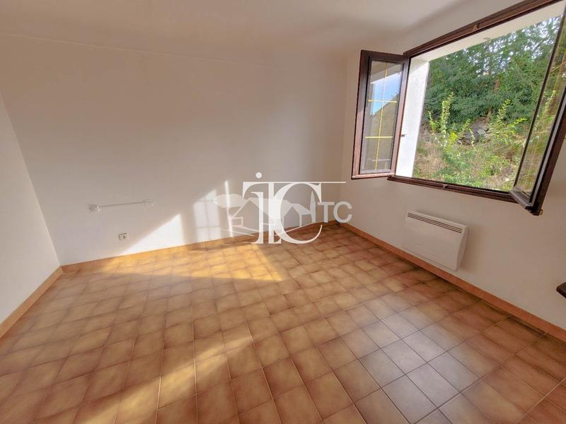 Maison - 135 m² - 4 pièces